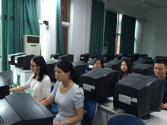 http://www.tfswufe.edu.cn/__local/3/0A/DF/AFCC775A640298EDB03A86E7B3F_69F2DD08_76EB.jpg