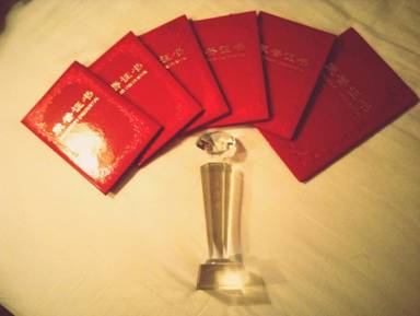 http://www.tfswufe.edu.cn/__local/D/61/7C/8464D77ADA7D0F23DD689B5B66A_3C5349A0_2DDE.jpg